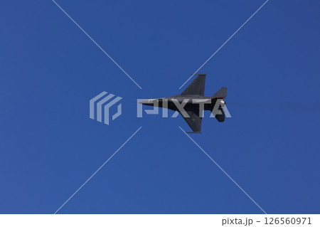 F-16  ファイティング・ファルコン 訓練飛行 126560971