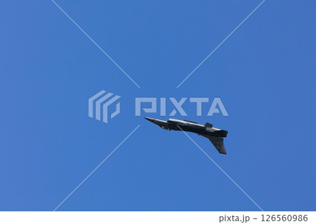 F-16 ファイティング・ファルコン 訓練飛行 F-16 ファイティング・ファルコン 訓練飛行 126560986