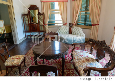 初夏の相楽園の風景　国指定重要文化財の旧ハッサム住宅の内部1　兵庫県神戸市中央区 126561217