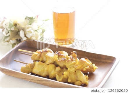 インドネシア料理のサテー 126562020