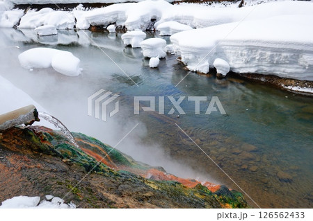 山形県大蔵村 肘折温泉の冬の朝の風景より 山形県大蔵村 肘折温泉の冬の朝の風景より 126562433