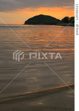 夕暮れの父毋ヶ浜 夕暮れの父毋ヶ浜 126566321