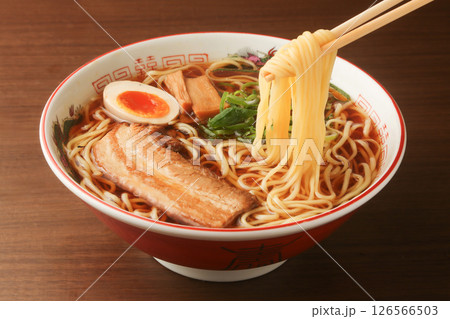 醤油ラーメン 126566503