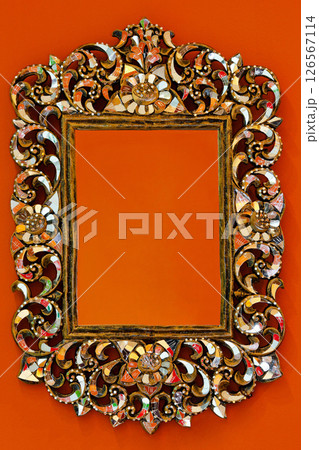 Frame Frame 126567114