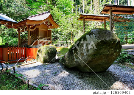 京都・鴨川の水源『貴船川』沿いに建つ… 貴船神社・中社【結社】 126569402