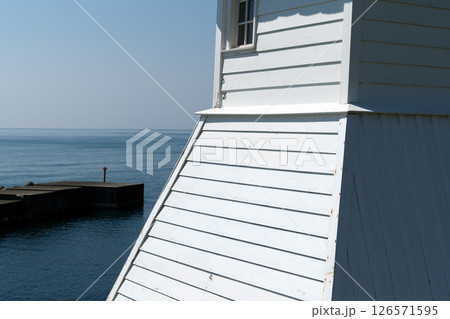 能登半島志賀町にある日本最古の旧福浦灯台 126571595