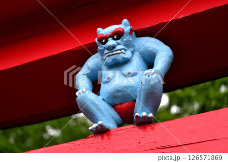 津軽地方　鳥居の鬼コ　三社神社 126571869