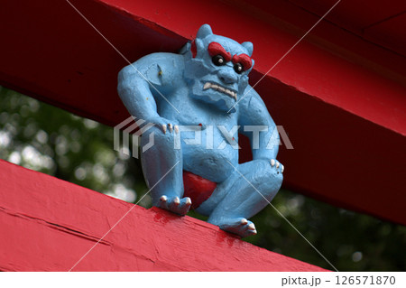 津軽地方 鳥居の鬼コ 三社神社 津軽地方 鳥居の鬼コ 三社神社 126571870