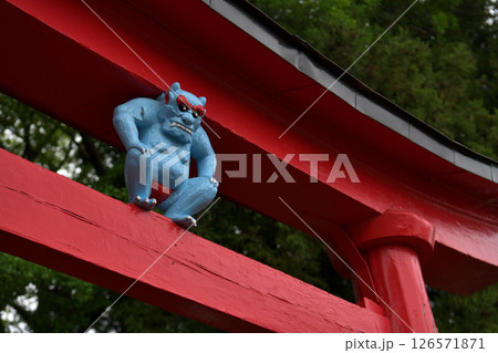 津軽地方 鳥居の鬼コ 三社神社 津軽地方 鳥居の鬼コ 三社神社 126571871