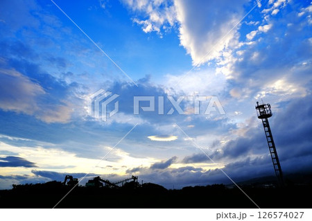 雨上がりの青空 126574027