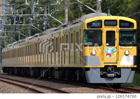 ［SS］西武新宿線2000系電車（東村山市：川越鉄道開業130周年HM） 126574700