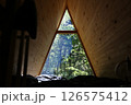 窓から見える景色 126575412