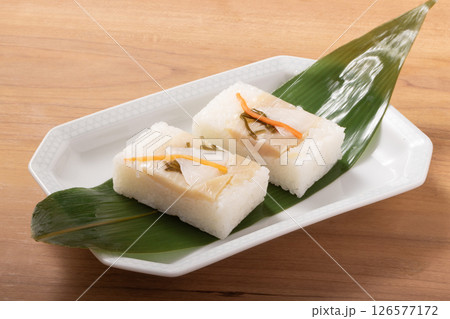 ［富山県］ぶり寿司（押し寿司） 126577172