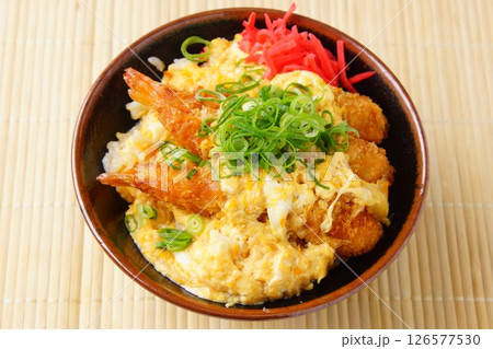 海老とじ丼 126577530