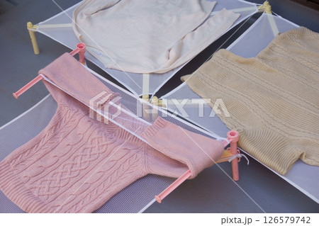 陰干ししたニット 126579742