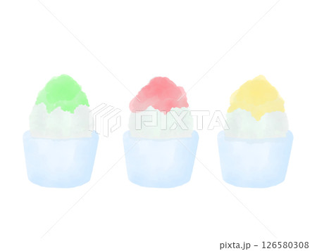 ガラスの器に入ったカラフルなかき氷 126580308
