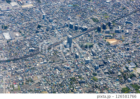 東北本線の古河駅付近を空撮 126581766