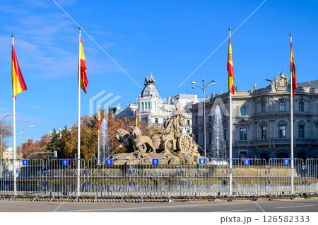 スペインマドリードのとても美しい街並み風景 126582333