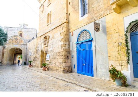 マルタにある最古の都市イムディーナのとても美しい風景 126582781