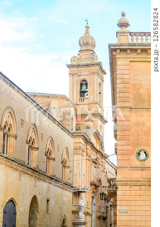 マルタにある最古の都市イムディーナのとても美しい風景 126582824