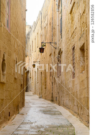 マルタにある最古の都市イムディーナのとても美しい風景 126582856