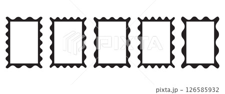 Retro rectangle frames with wavy and zigzag edges set. Trendy curved borders. 126585932