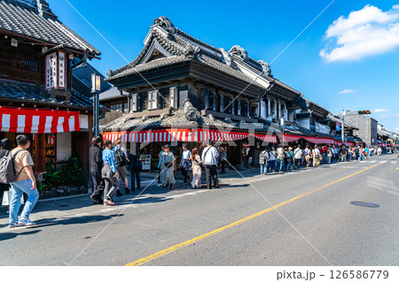 【埼玉県】風情のある川越の蔵造りの街並み 126586779