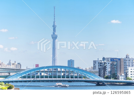 「東京都」永代橋と東京スカイツリーの風景 126595865