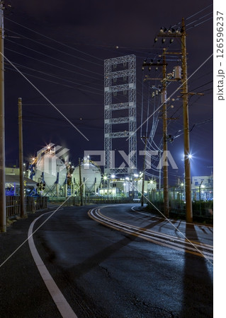 「神奈川県」工場夜景 京浜工業地帯 川崎市 「神奈川県」工場夜景 京浜工業地帯 川崎市 126596237