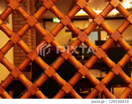 静かな日本の観光地の旅館の和風レストランの様子 静かな日本の観光地の旅館の和風レストランの様子 126598819