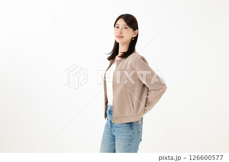 笑顔の女性 笑顔の女性 126600577