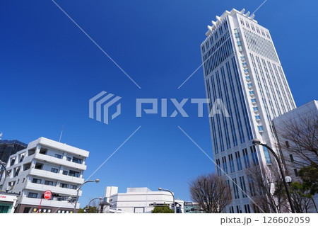 神奈川県・横須賀 京急本線 汐入駅周辺の風景 神奈川県・横須賀 京急本線 汐入駅周辺の風景 126602059