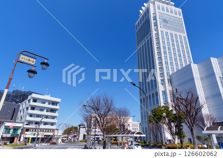 神奈川県・横須賀 京急本線 汐入駅周辺の風景 神奈川県・横須賀 京急本線 汐入駅周辺の風景 126602062