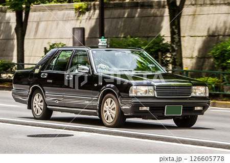 タクシー 126605778