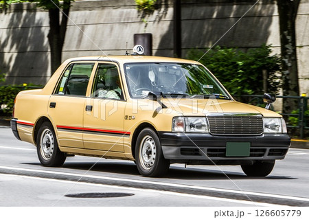 タクシー 126605779