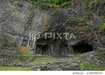 兵庫県豊岡市　玄武洞公園　玄武洞 126606034