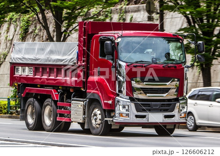 ダンプカー ダンプカー 126606212