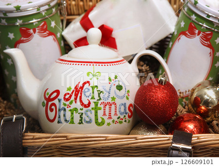 Christmas basket 126609101