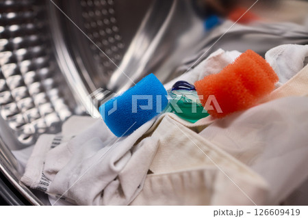Using Laundry Pods in the Dryer Offers Convenient and Efficient Cleaning Solutions for Your Clothes 126609419