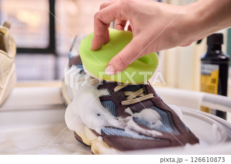 Cleaning Sneakers A Comprehensive Step-by-step Maintenance Guide for Optimal Care Cleaning Sneakers A Comprehensive Step-by-step Maintenance Guide for Optimal Care 126610873