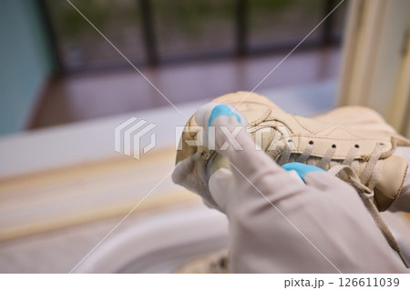 Cleaning Sneakers A Comprehensive Step-by-step Maintenance Guide for Optimal Care 126611039