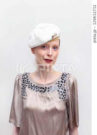 Beret hat girl 126612712