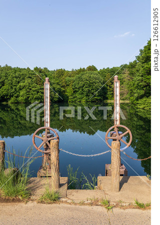 大堤沼の水門　前橋市嶺公園 126612905