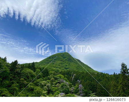 初夏の水沢山と雲(202505180950i) 初夏の水沢山と雲(202505180950i) 126616073