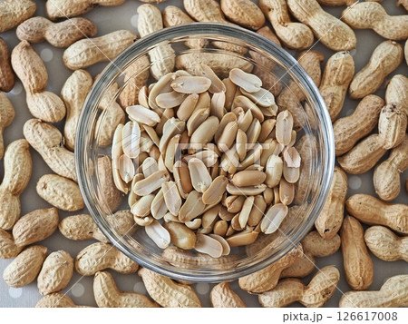 mix of different nuts mix of different nuts 126617008