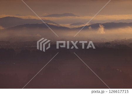 岩手県花巻市 朝の田園風景 岩手県花巻市 朝の田園風景 126617715