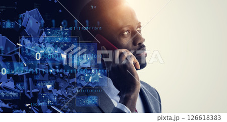 スマホで通話する男性とデジタルテクノロジーのコラージュ 126618383