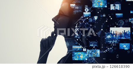 考える女性と映像ネットワークのコラージュ　 126618390
