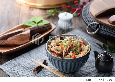 かつお生節の炊き込みごはん 126618959