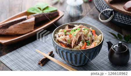 かつお生節の炊き込みごはん 126618962